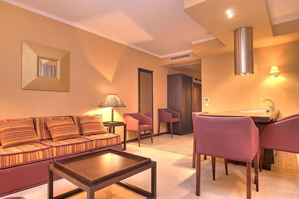 סאני ביץ' Royal Beach Apartments סאני ביץ'