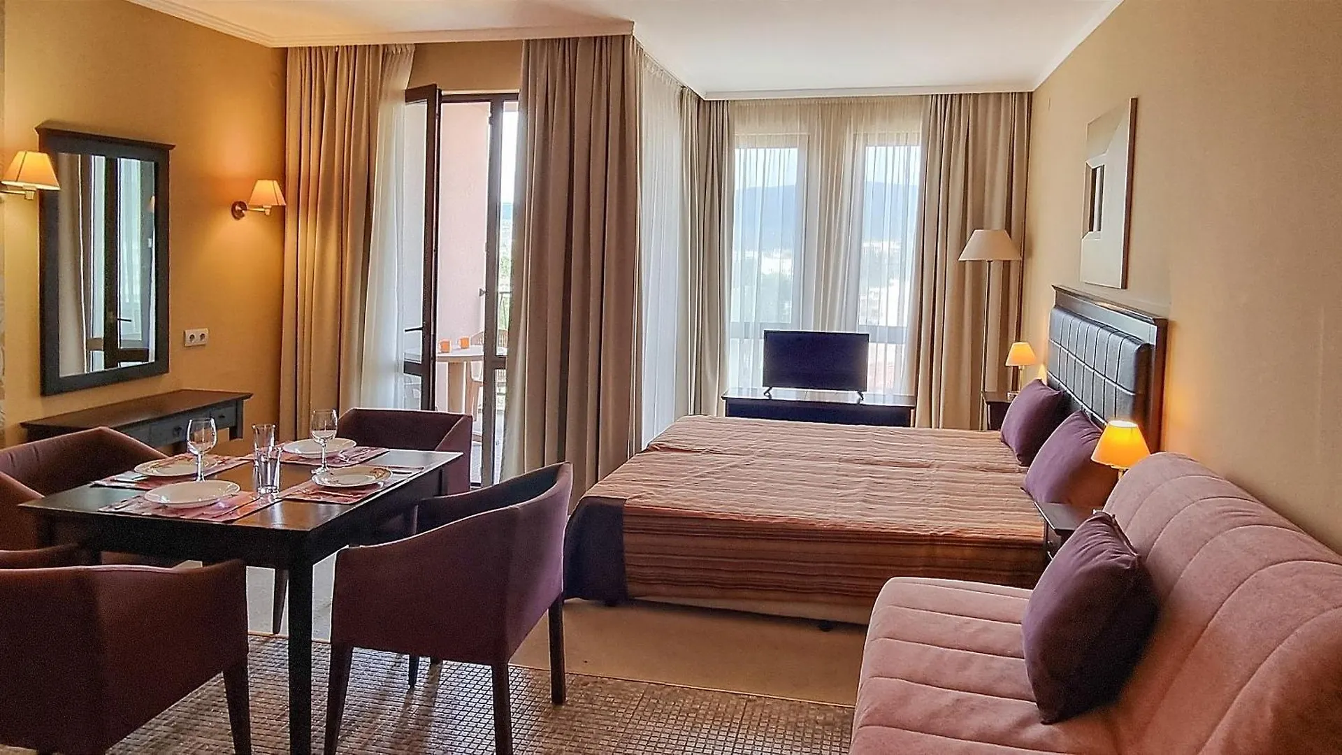Royal Beach Apartments Bulgaria