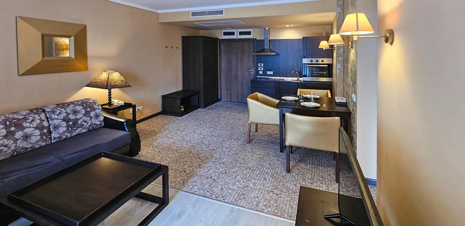 Royal Beach Apartments